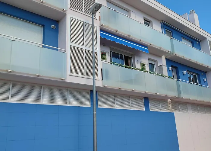 Nina\'S Blue Pool & Beach